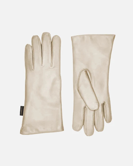 Classic and timeless leather glove for women with warm wool lining in the colour champagne metallic.