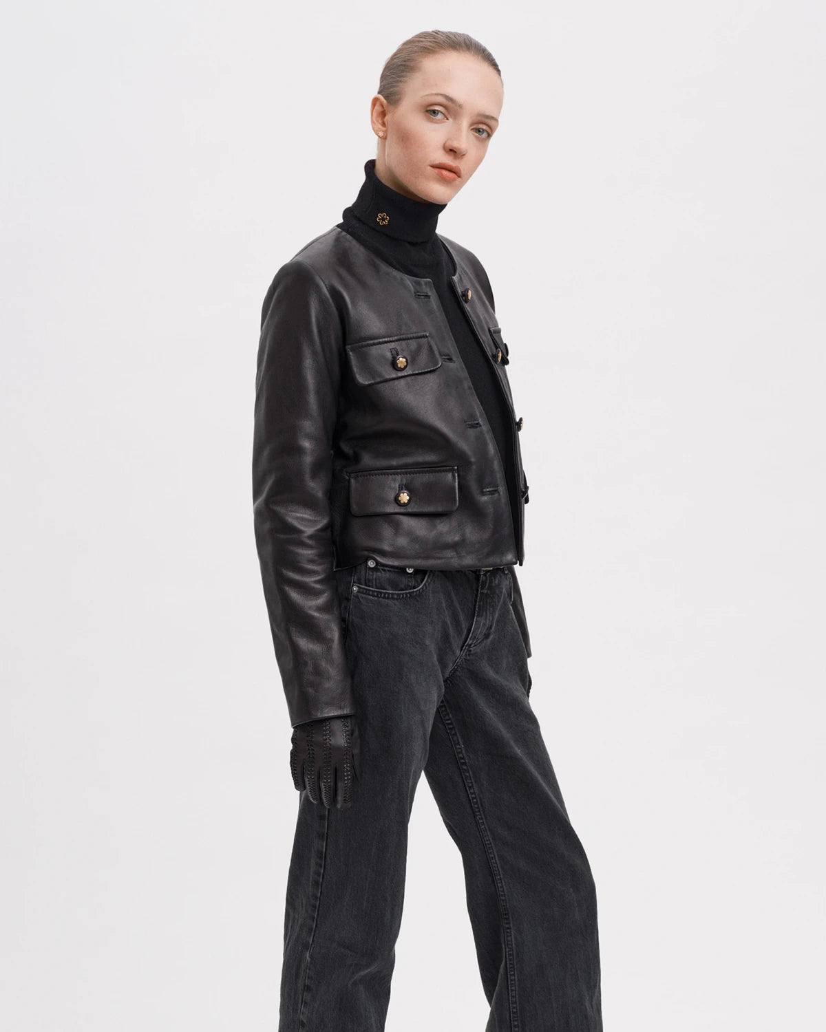 Anna Classic Jacket from RHANDERS is handcrafted from the finest Italian glove leather at our atelier in Denmark.