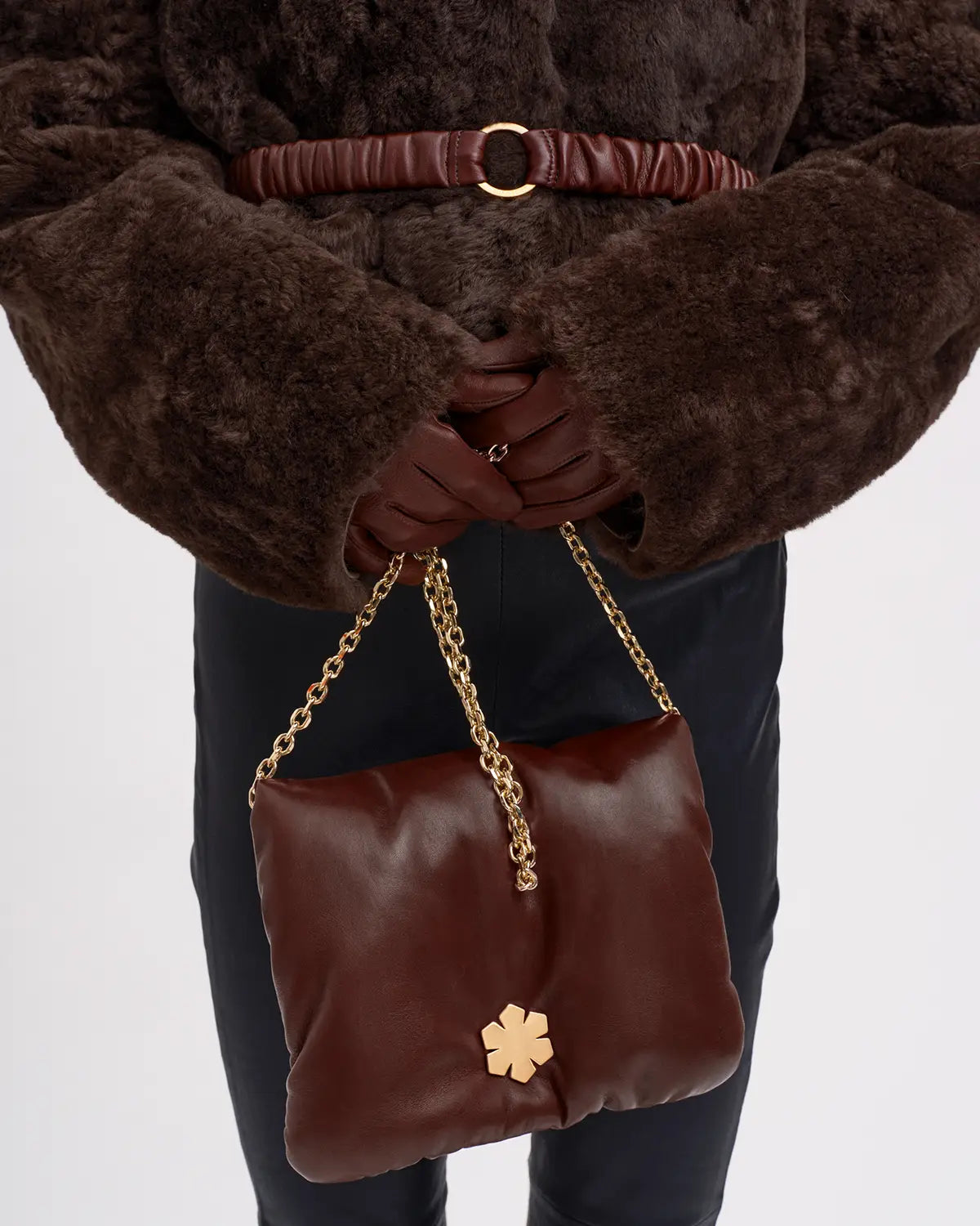 Elegant damehandske fremstillet i Cap lammeskind fra RHANDERS