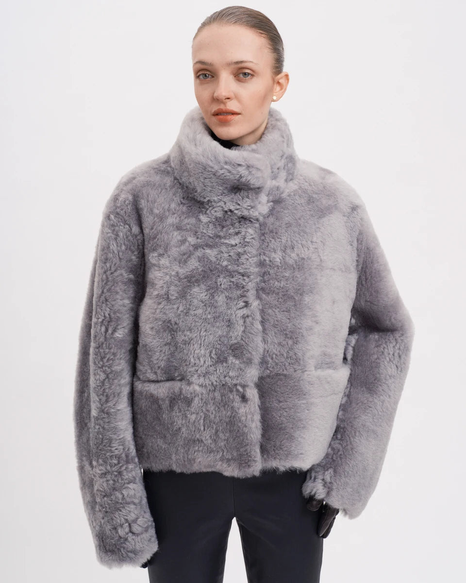 Our elegant and classic Helena Jacket from RHANDERS is a true design icon handcrafted from the finest, natural material in our atelier in Denmark.