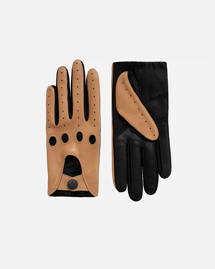 One-size women's driving gloves in camel, with touch from RHANDERS.