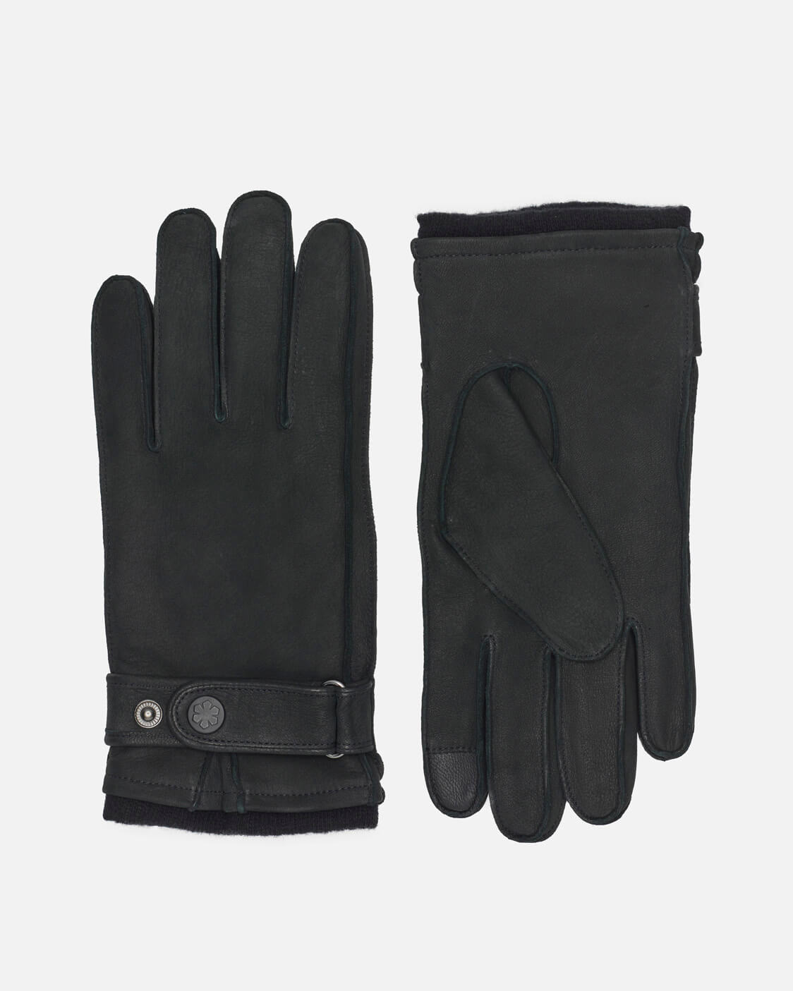 Our men’s gloves, “Louis Nubuck”, is crafted from the exquisite goat nubuck leather and adorned with a snap button with adjustable closure for optimal fit and comfort, RHANDERS.