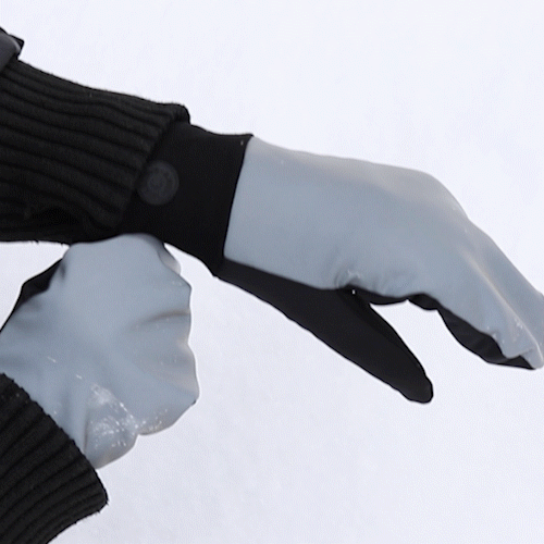 Vores Reflective Softshell Luffer fra RHANDERS er fremstillet af det OEKO-TEX-certificeret stof, der sikrer, at du er synlig og sikker om natten.