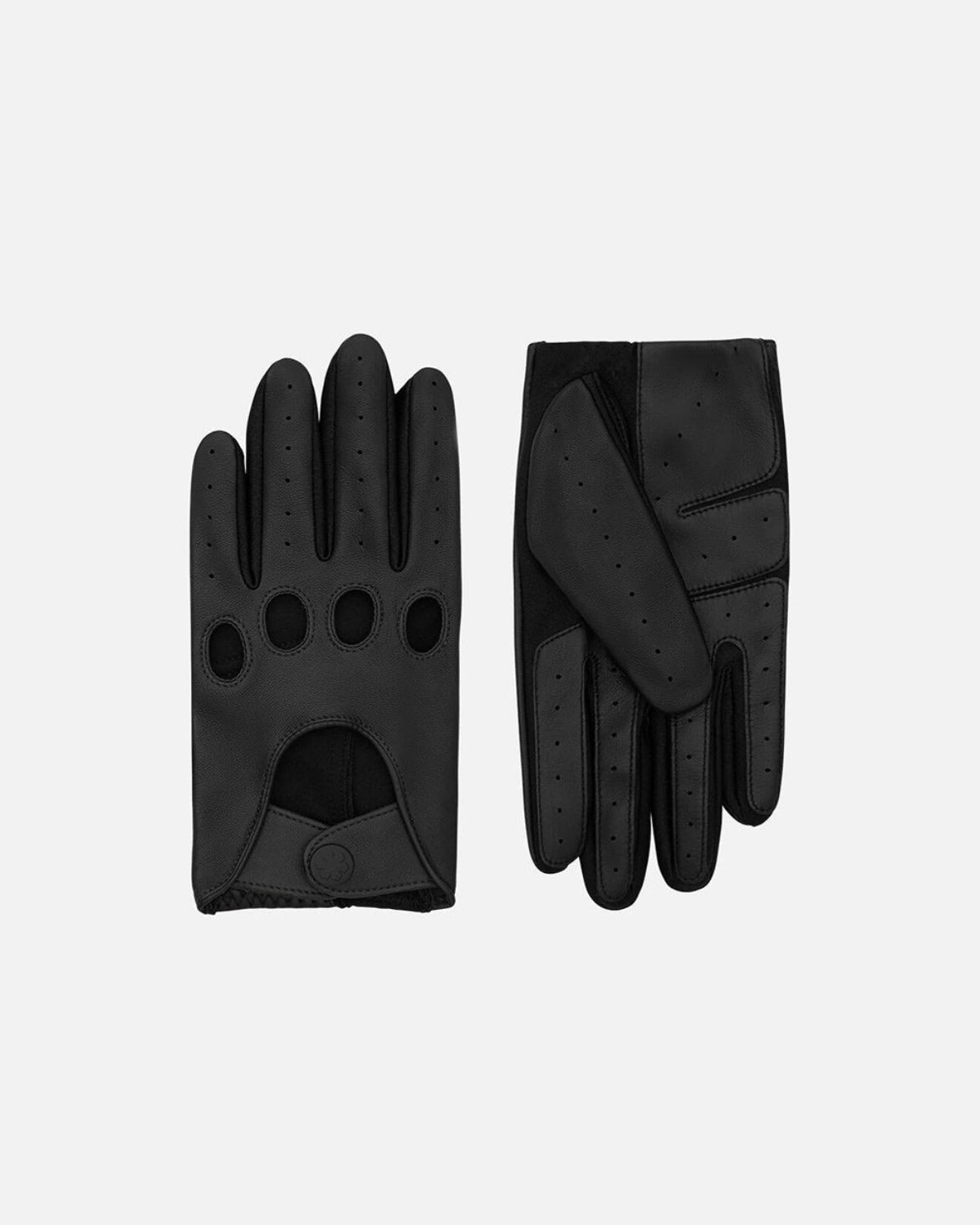 The classic one-size driving gloves for men in black are crafted from lamb leather with a matte black Kalmus button, RHANDERS.