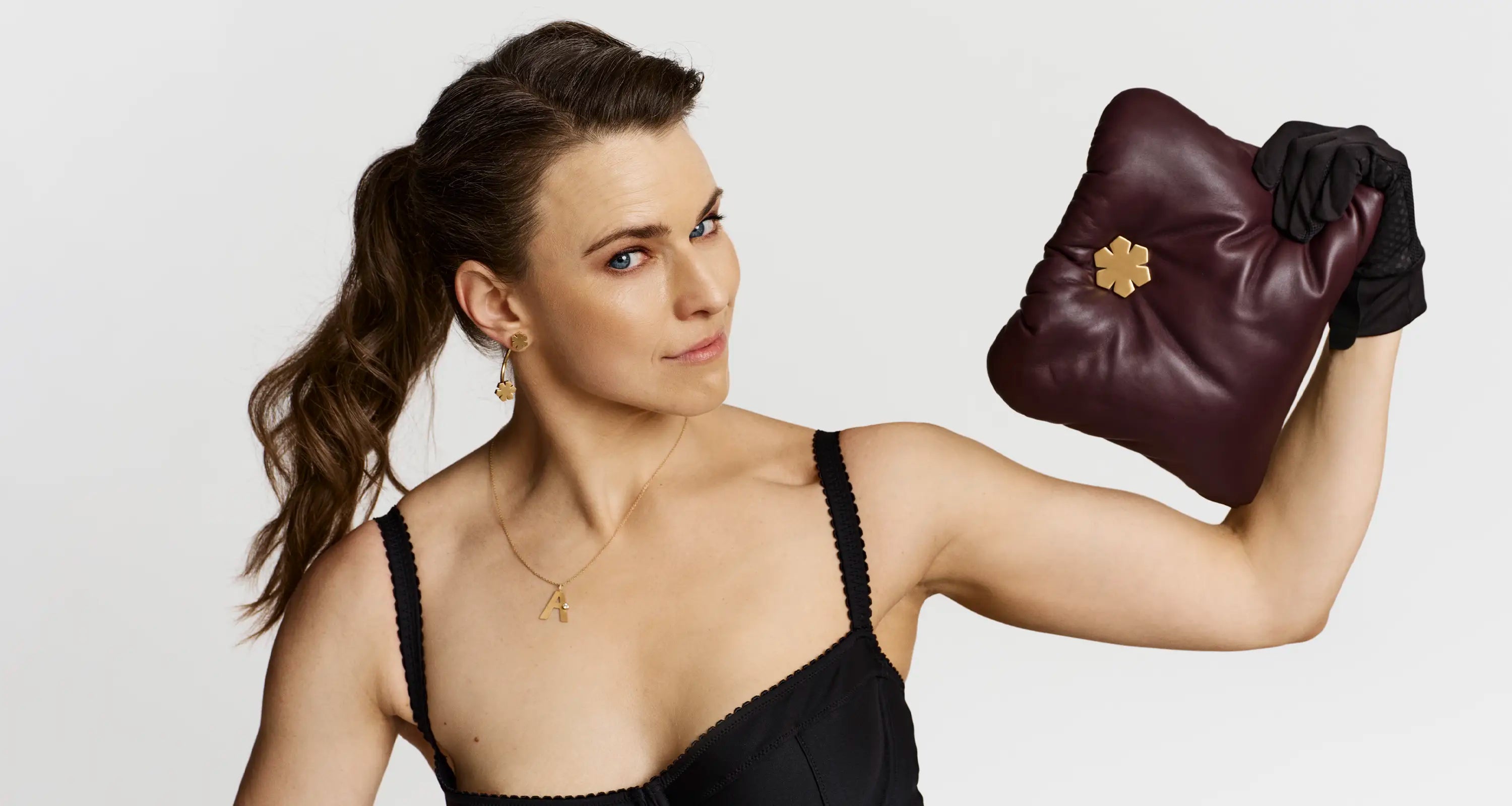 STRONG HANDS = STRONG LIFE