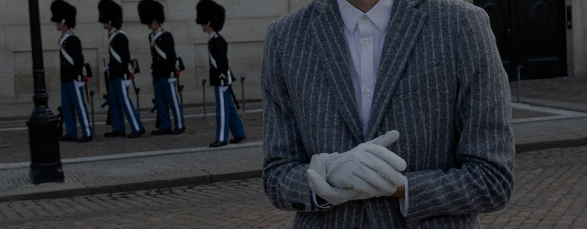 CEREMONIAL GLOVES FOR MEN B2B