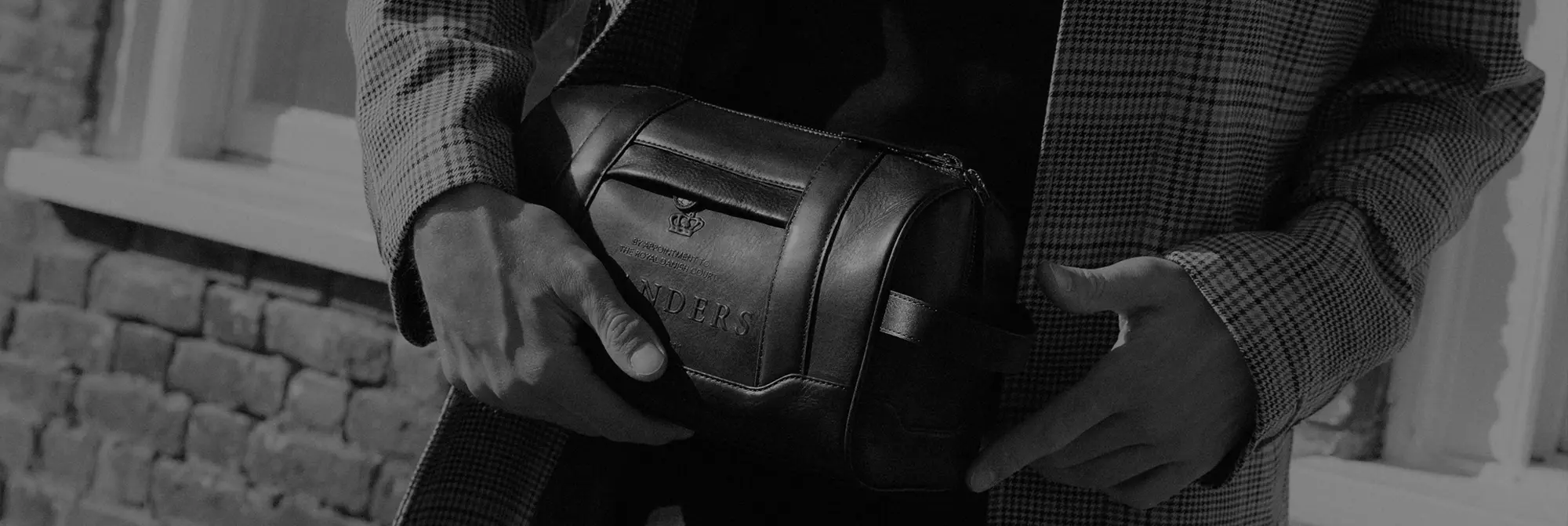 THE CROWN COLLECTION