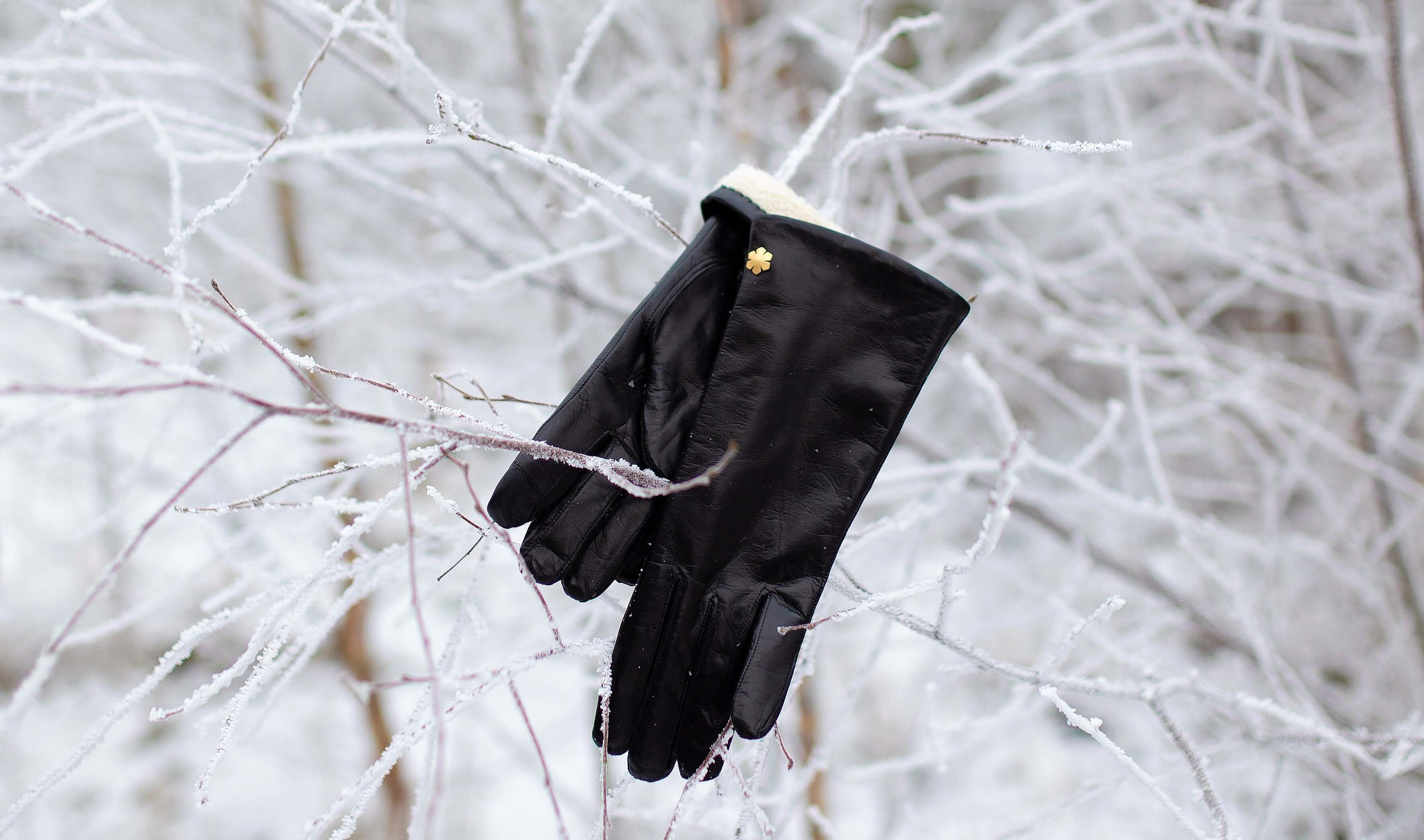 WARM GLOVES FOR WOMEN