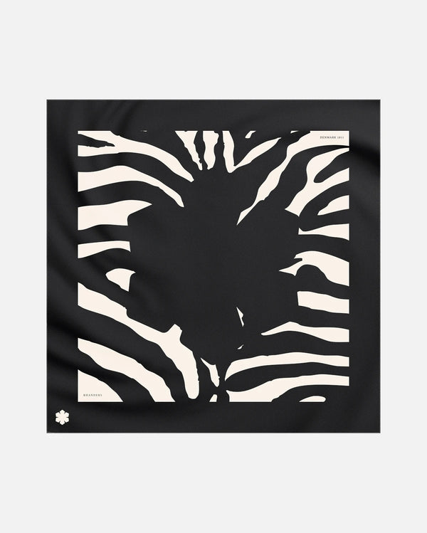 Classic and timeless » Silk scarf for women | RHANDERS