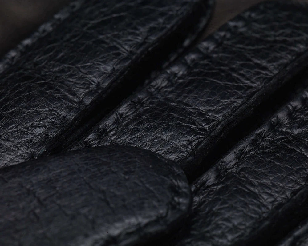 RHANDERS male leather gloves in black peccary with a sophisticated look.
