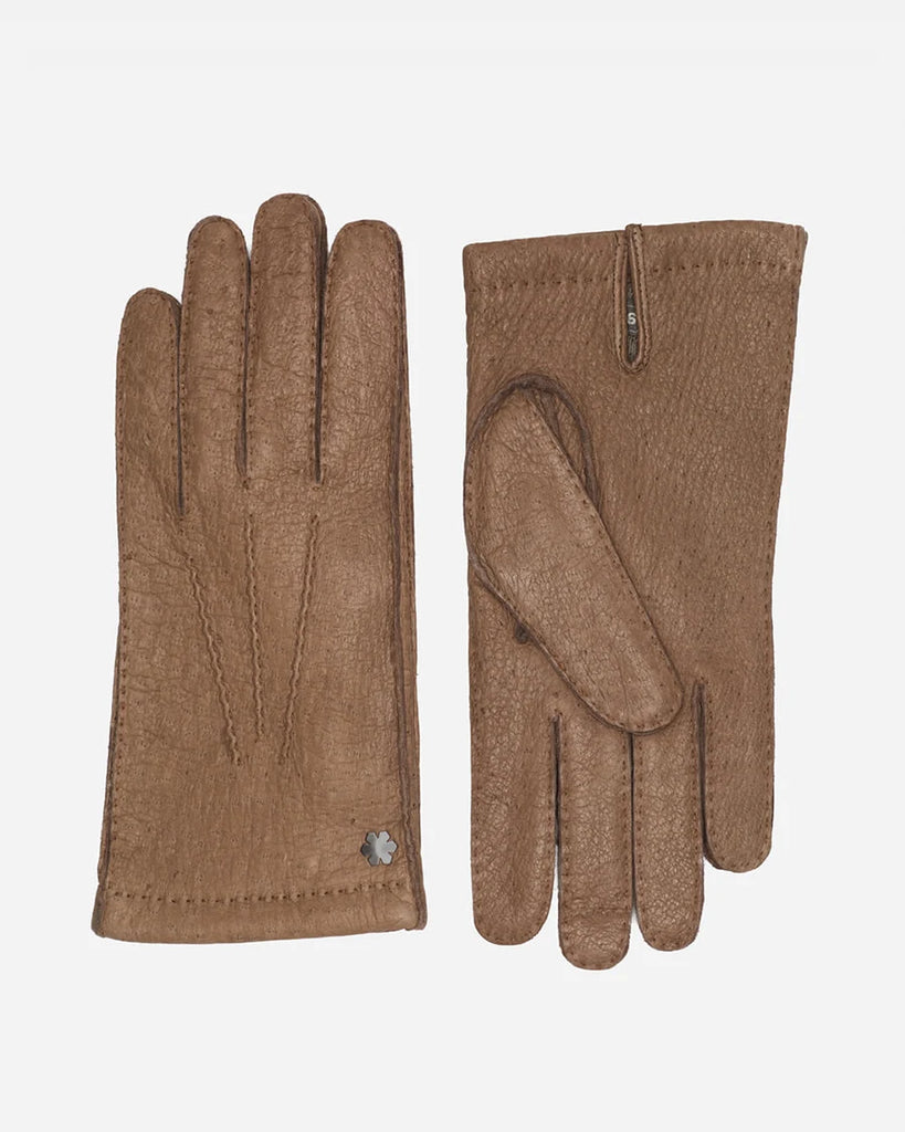 Taupe leather gloves for men with a a subtle hematite pleated kalmus.