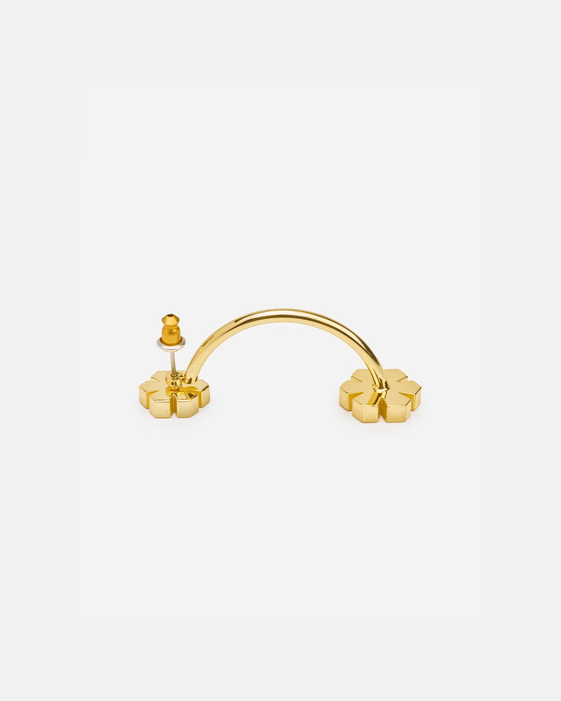 Chunky gold earring bar with kalmus flower from RHANDERS for a sophisticated everyday look