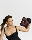 Træningsekspert Anna Bogdanova og Rina Hansen inviterer dig til en aftens med fortællingen om 'strong hands', RHANDERS.