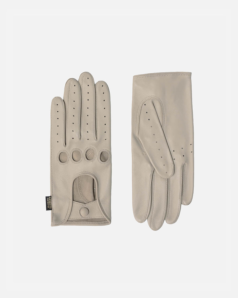 Ultra classic women's driving gloves in the colour putty. Made from 100% lamb leather.