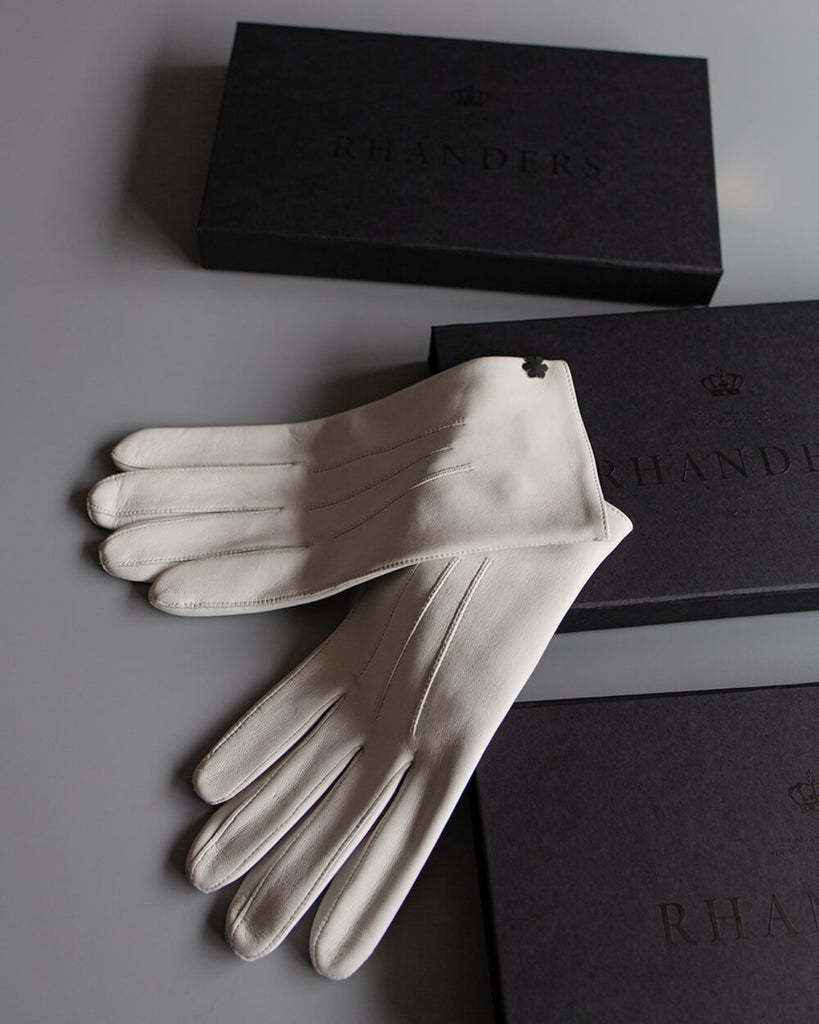 Classic men's leather gloves in white, unlined for the perfect fit, RHANDERS.