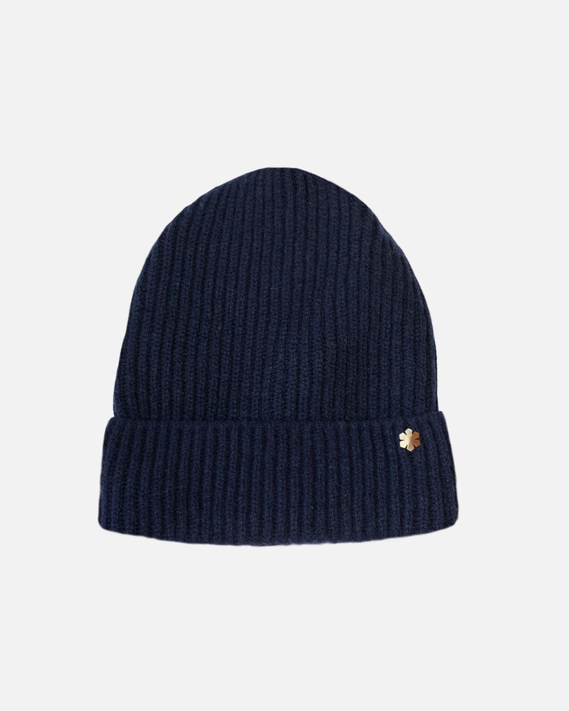 Classic beanie for women in the colour navy. Knitted in 100% wool.