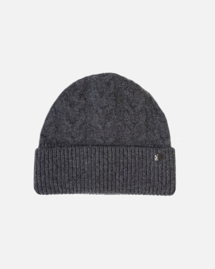Soft and classic beanie, in the colour light grey. Made from 100% wool.