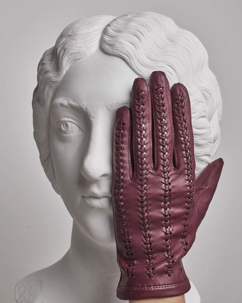 Classic unlined women's gloves in leather from RHANDERS.