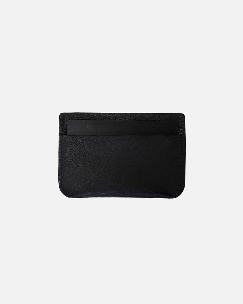 Handcrafted leather card holder in black from RHANDERS.