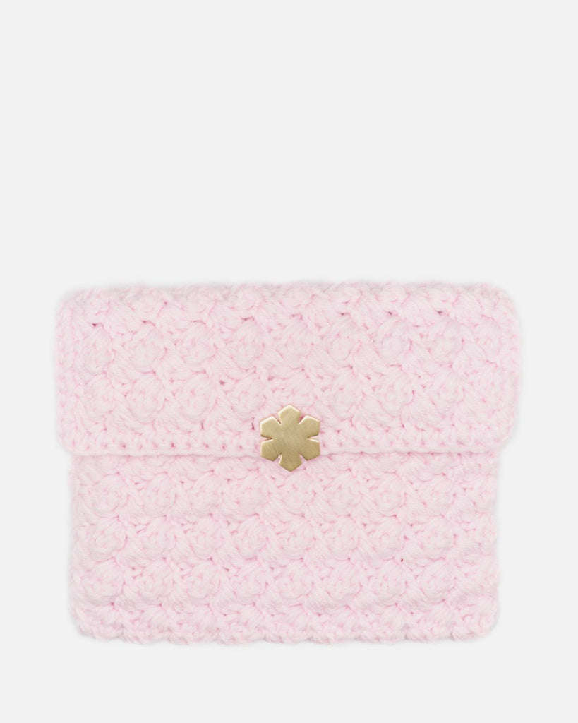 Unik og elegant håndlavet taske i farven rosa. Skabt af Oeko Tex-certificeret garn i 100% akryl, der både sikrer blødhed og styrke.
