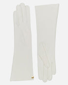 Timeless female leather gloves in white with silk lining from RHANDERS.